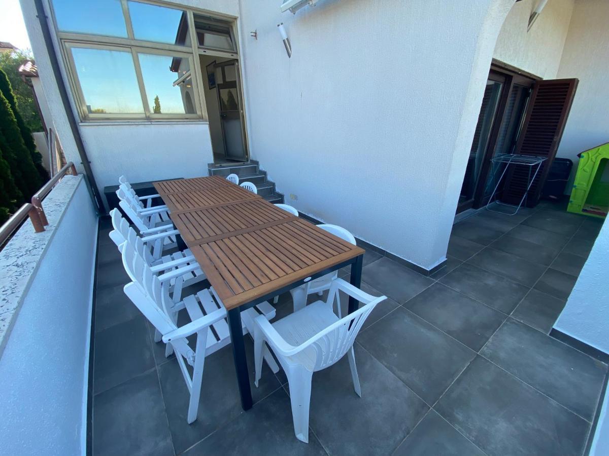 Cukon Holiday Home Premantura Exterior foto